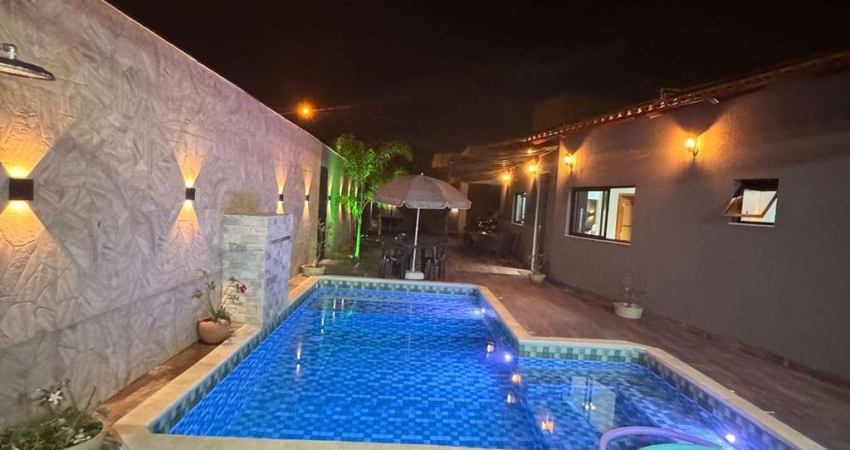 Casa com 3 Quartos alto padrão no Setor Goiânia 2  Casa de Rua com 3 Quarto(s) e 2 banheiro(s) à Venda, 220 por R$ 1.360.000 no setor Goiânia 2 TA30913
