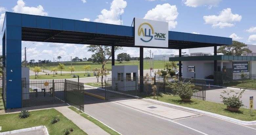 Terreno Comercial All Park Lote à Venda, 1000 por R$ 760.000 no setor Real Grandeza AD30897