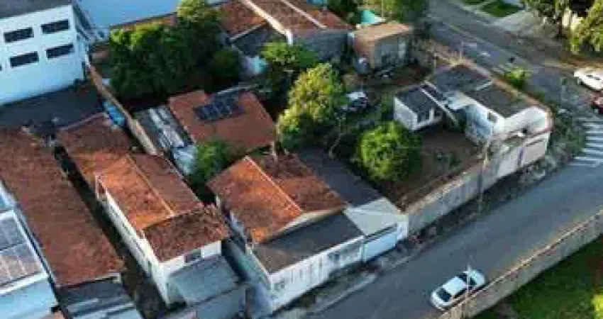 CASA À VENDA, 03 QUARTOS COM KITNET INDEPENDENTE, SETOR VILA OSVALDO ROSA Casa de Rua com 3 Quarto(s) e 1 banheiro(s) à Venda, 483.5 por R$ 590.000 no setor Vila Oswaldo Rosa AD31097
