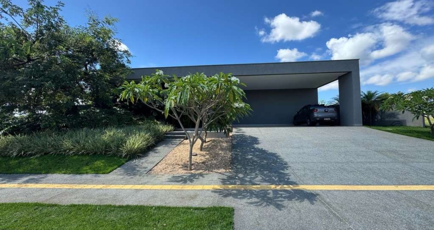 Casa Térrea Portal do Sol Green (Lote Reserva da Coroa) Casa em Condomínio com 5 Quarto(s) e 7 banheiro(s) à Venda, 475 por R$ 5.780.000 no setor Residencial Goiânia Golfe Clube ST28535