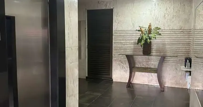 Amplo apartamento Centro Apartamento com 3 Quarto(s) e 4 banheiro(s) à Venda, 360 por R$ 870.000 no setor Setor Central AX31503