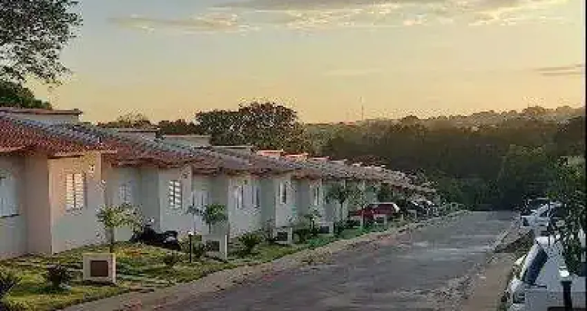 Casa de 2 quartos no Condomínio Villagio Pontakayana Casa em Condomínio com 2 Quarto(s) e 2 banheiro(s) à Venda, 55.88 por R$ 190.000 no setor Setor Ponta kayana FL31515