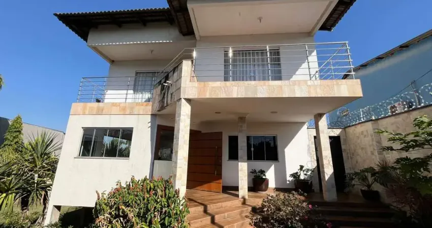 Sobrado de Alto Padrão na Vila Santa Rita  Chácara à Venda, 739 por R$ 2.300.000 AV31541
