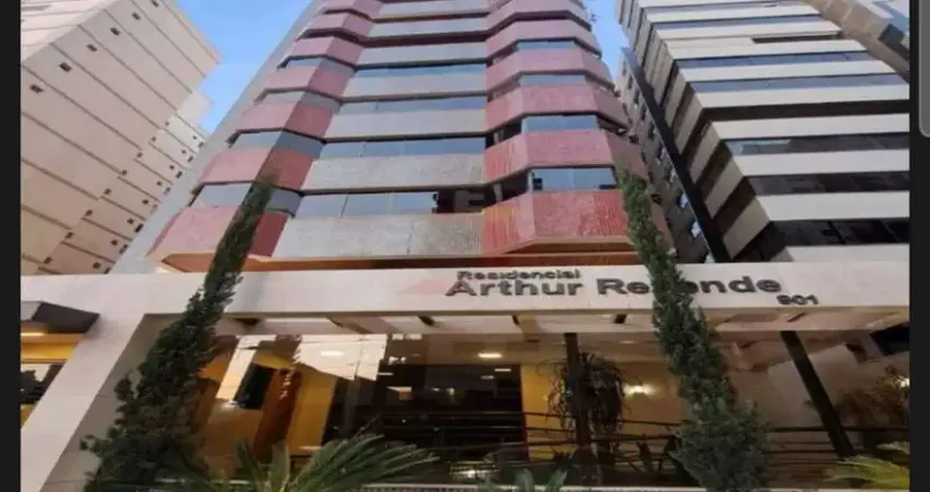 APARTAMENTO RESIDENCIAL ARTHUR REZENDE Apartamento com 3 Quarto(s) e 5 banheiro(s) à Venda, 214 por R$ 950.000 no setor Serrinha AD31141