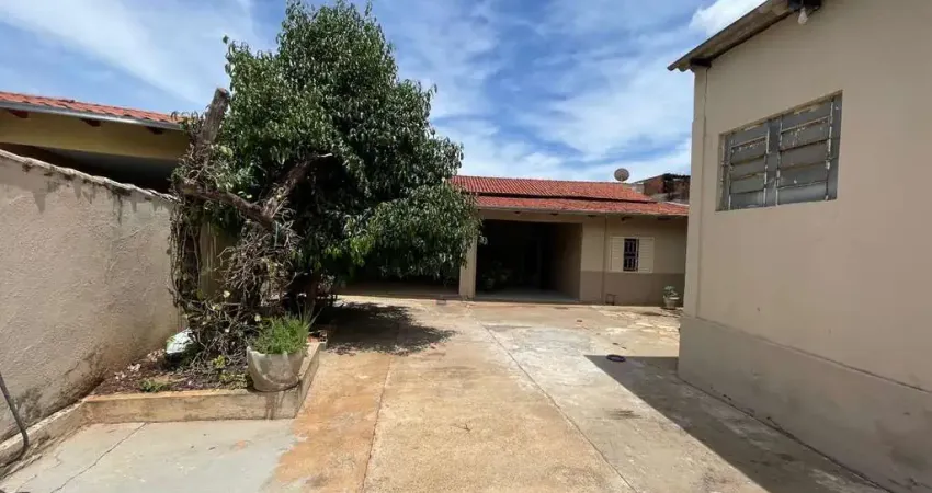 Casa de rua  casa de rua com 4 quarto(s) e 2 banheiro(s) à venda, 295.58 por r$ 1.300.000 no setor setor norte ferroviário st34448