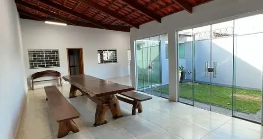 Casa em caldas novas - go casa de rua com 3 quarto(s) e 3 banheiro(s) à venda, 220 por r$ 450.000 no setor jardim serrano ta34513