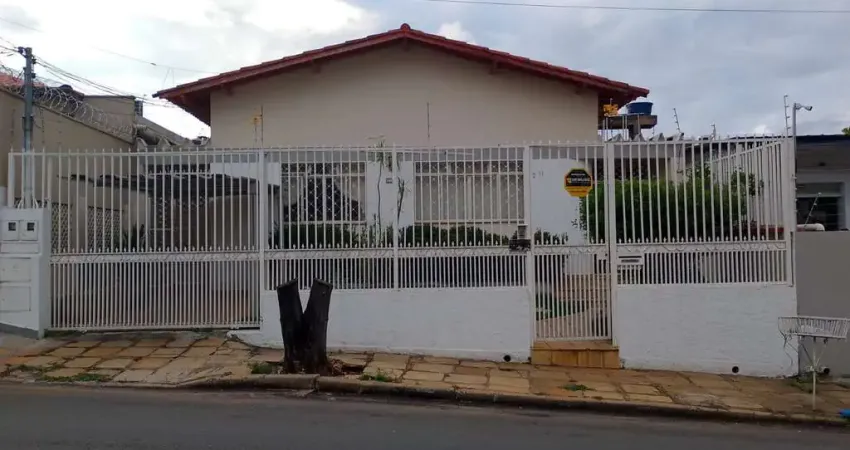 Casa centro de goiânia casa de rua com 7 quarto(s) e 5 banheiro(s) à venda, 400 por r$ 1.395.000 no setor setor sul ta34728