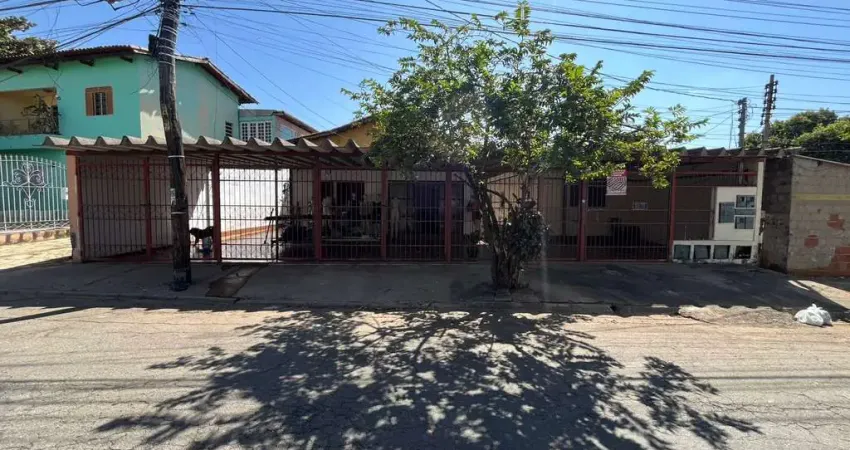 Casas a venda no conjunto castelo branco casa de rua com 5 quarto(s) e 3 banheiro(s) à venda, 350.00 por r$ 470000.00 no setor setor castelo branco vn31678