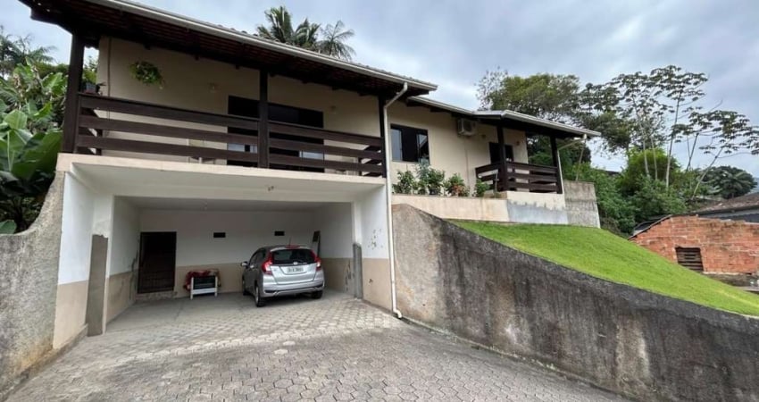 Casa à venda no Itoupavazinha, Blumenau 
