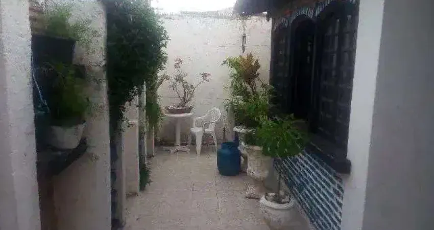Casa com 3 dormitórios à venda, 262 m² por R$ 560.000,00 - Amaralina - Salvador/BA