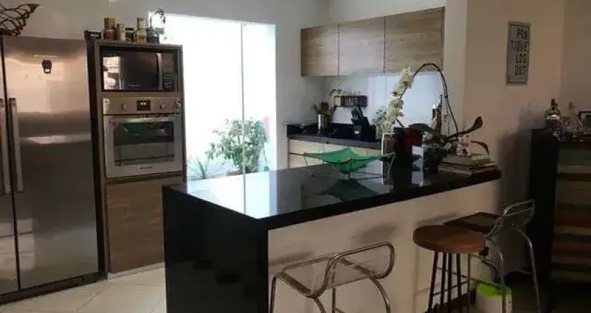 Casa com 4 dormitórios à venda, 147 m²- Buraquinho - Lauro de Freitas/BA