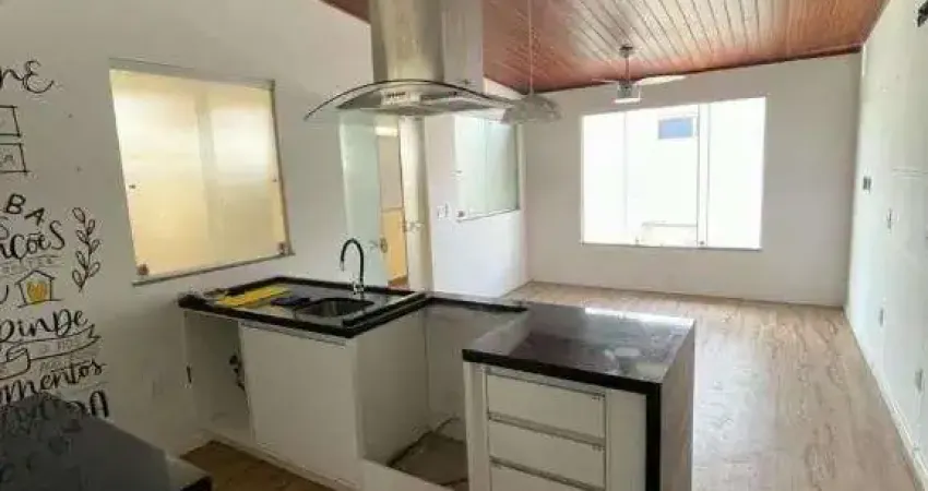 Casa com 4 dormitórios à venda, 220 m² por R$ 1.500.000,00 - Piatã - Salvador/BA