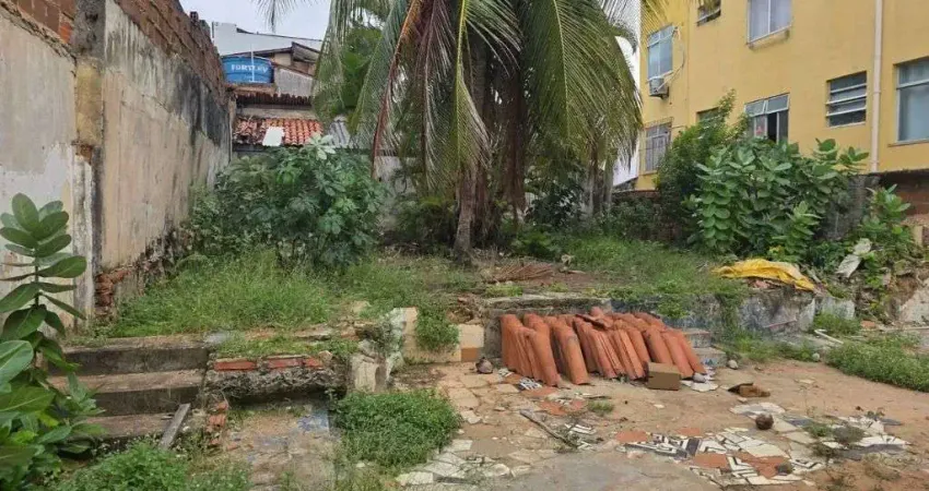 Terreno à venda, 300 m² por R$ 890.000 - Amaralina - Salvador/BA