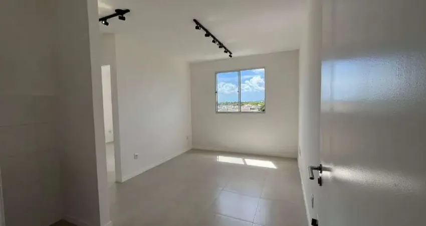 Apartamento com 2 dormitórios à venda, 40 m² por R$ 155.000,00 - Abrantes - Lauro de Freitas/BA