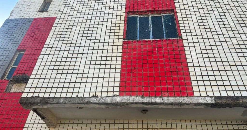 Casa em condomínio fechado com 6 quartos à venda na Rua da Amendoeira de Pituaçu, 35, Pituaçu, Salvador