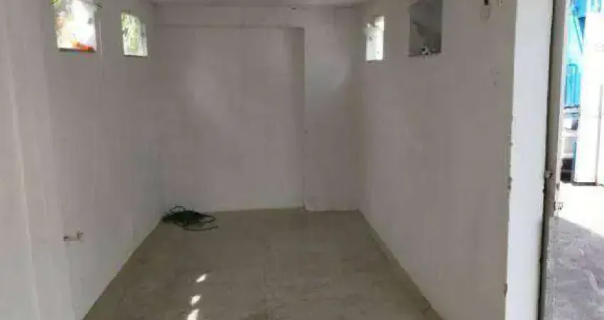 Barracão / Galpão / Depósito com 1 sala para alugar na Rua Oswaldo Hugo do Sacramento, 257, IAPI, Salvador
