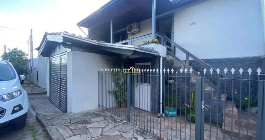 CASA  À VENDA DE 3 DORMITÓRIOS NO BAIRRO SECÚLO XX EM CAXIAS DO SUL