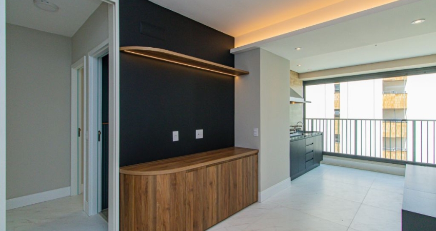 Apartamento a Venda em Moema com 76 m², 2 Suítes e 2 Vagas