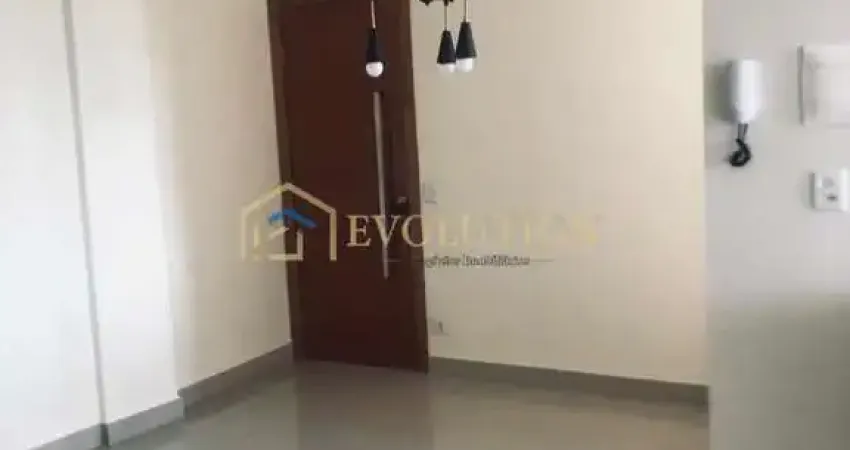 Apartamento 2 Quartos com 1 Suíte, com armários, Setor Aeroporto