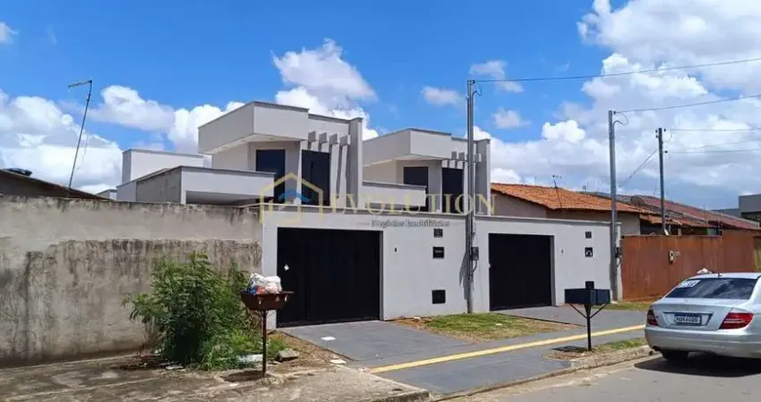Casa à venda no bairro Parque Hayala - Aparecida de Goiânia/GO