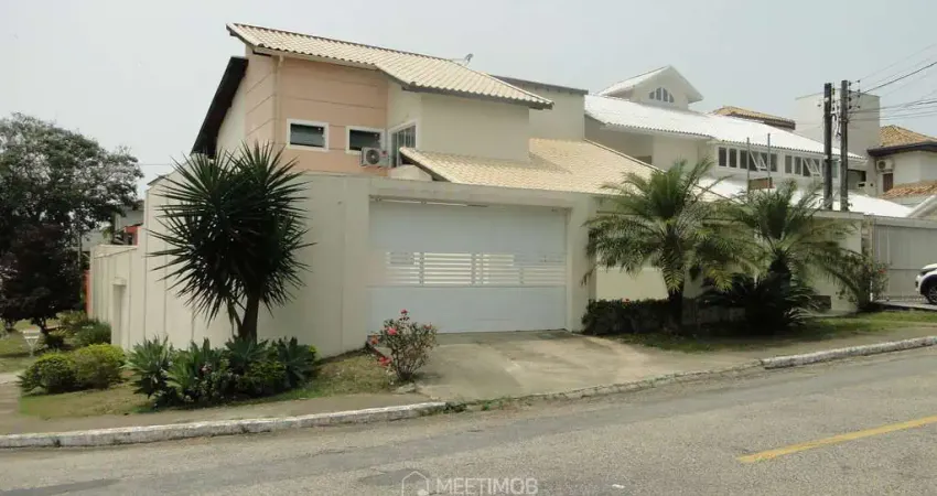 Casa com 4 quartos à venda no Cancela Preta, Macaé 