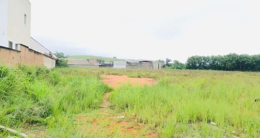 Terreno à venda na Avenida Lacerda Agostinho, 477, Virgem Santa, Macaé