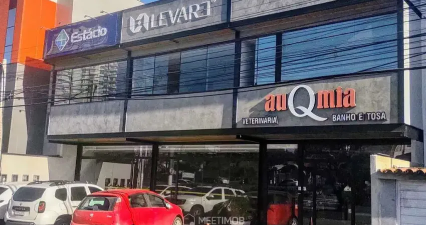 Sala comercial para alugar na Avenida Nossa Senhora da Glória, Praia Campista, Macaé
