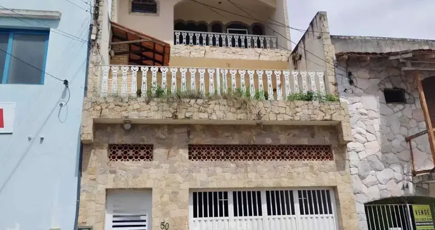 Casa com 3 quartos à venda na Rua José Ribeiro de Castro, Centro, Macaé