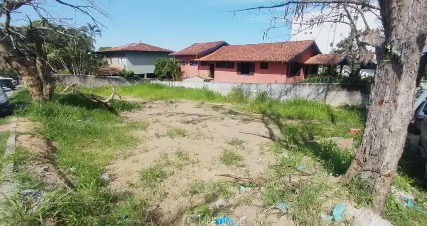 Terreno à venda na Rua João Batista da Silva Lessa, Sn, Glória, Macaé