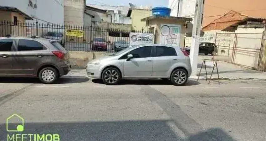 Casa comercial à venda no Centro, Macaé 