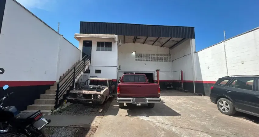 Aluga-se ponto comercial no parque cuiaba, ideal para o ramo automotivo