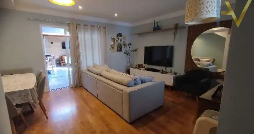 Sobrado no Residencial Verdana - Casa em Condomínio à Venda em Jundiaí-SP,: 3 Quartos, 1 Suíte, 2 Salas, 2 Banheiros, 2 Vagas, 110m². Viva com conforto e lazer!