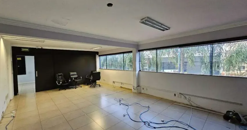 Prédio para alugar na Avenida Senador César Vergueiro, Jardim Irajá, Ribeirão Preto