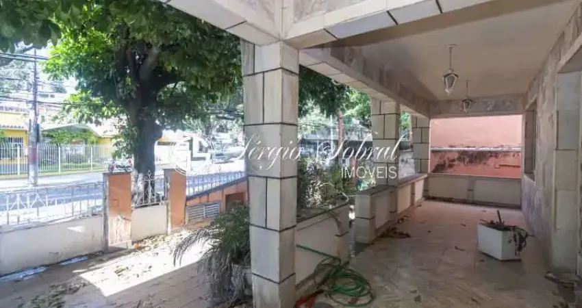 Casa com 3 quartos para alugar na Rua Cairucu, Vila Valqueire, Rio de Janeiro