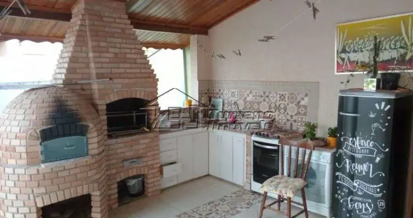 Casa em Condomínio
