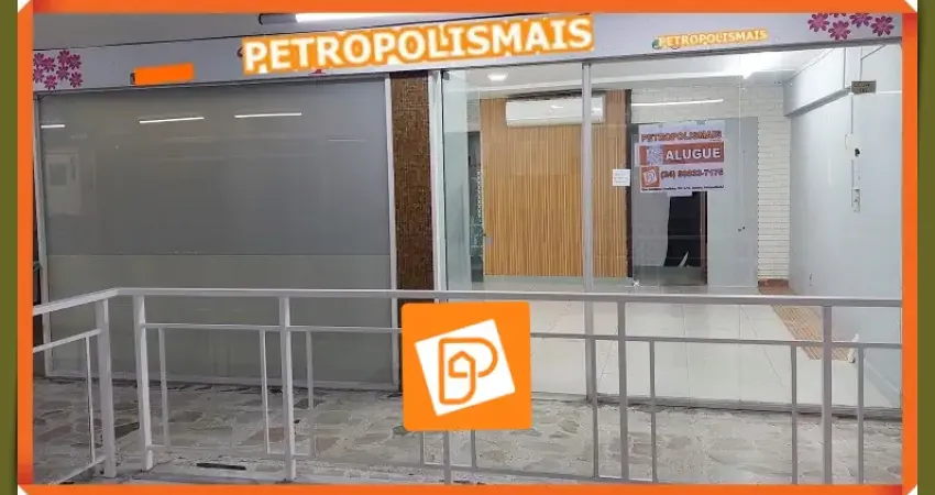 òtima loja para locação, dentro de galeria, no centro de Petrópolis