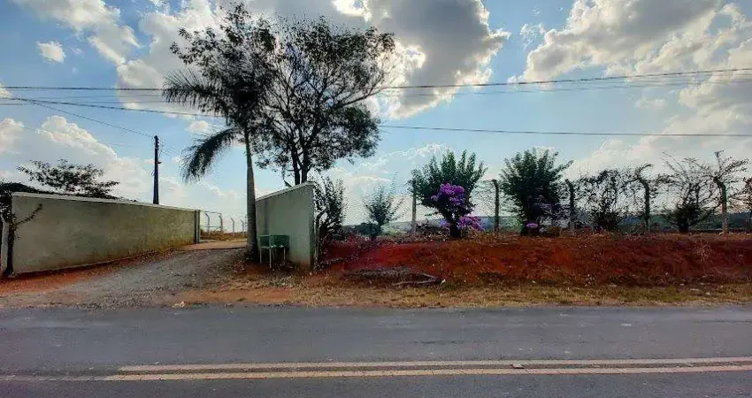 Sítio para Venda em Holambra, Palmeiras