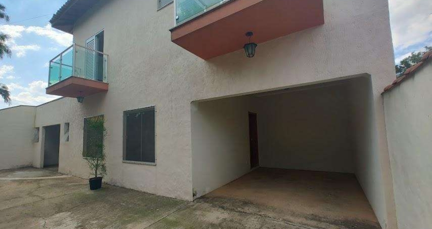 Casa para Venda em Holambra, Jardim Holanda, 3 dormitórios, 1 suíte, 2 banheiros, 4 vagas
