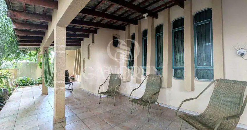 Casa com 4 quartos à venda na Rua Monsenhor Kimura 1847, Vila Cleópatra, Maringá