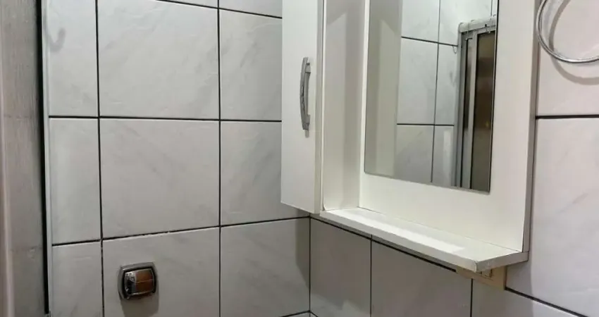 Casa com 2 quartos à venda na Avenida Francisco Sebrian Madrid, 667 B, Loteamento Madrid, Maringá