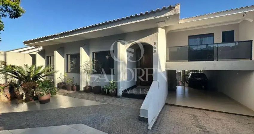 Casa ampla à venda na zona 5 em maringá – 473 m construídos e 4 dormitórios