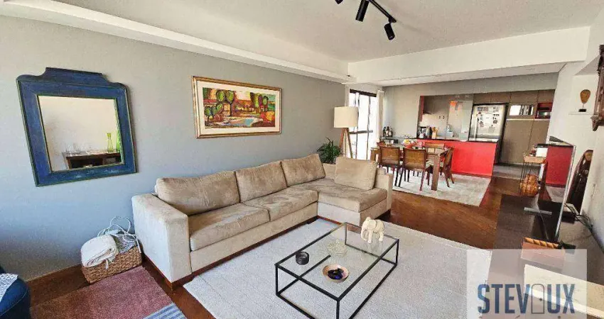 Apartamento com 3 dormitórios e planta quadrada em moema pássaros