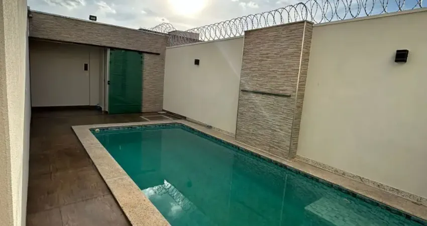 Casa com 4 quartos à venda no Jardim Botânico, Uberlândia 