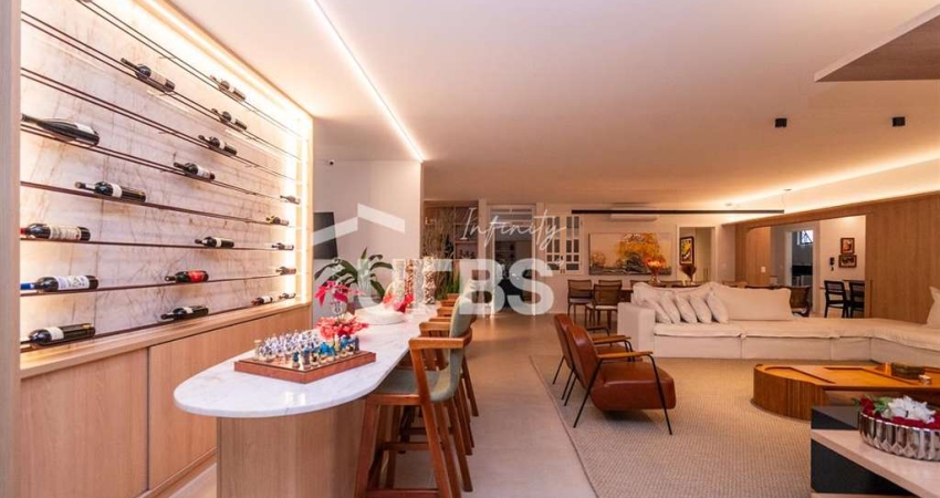 Apartamento  Setor Oeste com 4 suítes