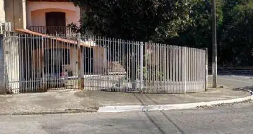 Casa para Venda em Votorantim, Jardim Archila, 3 dormitórios, 1 suíte, 2 banheiros, 3 vagas