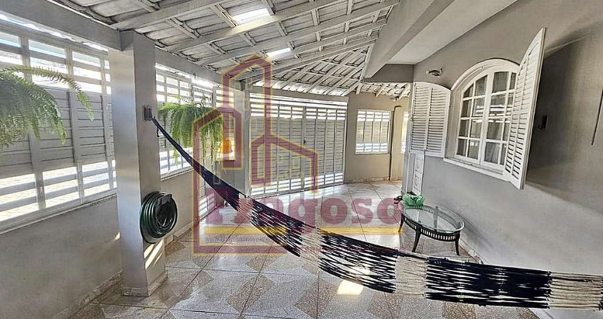 Casa para Venda em Cabo Frio, Ville Blanche, 3 dormitórios, 1 suíte, 3 banheiros, 1 vaga