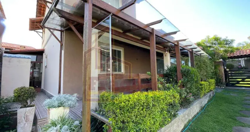 Casa para Venda em Cabo Frio, Peró, 3 dormitórios, 2 suítes, 3 banheiros, 2 vagas