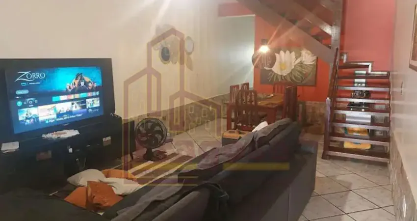 Casa para Venda em Cabo Frio, Jardim Excelsior, 2 dormitórios, 1 suíte, 3 banheiros, 2 vagas