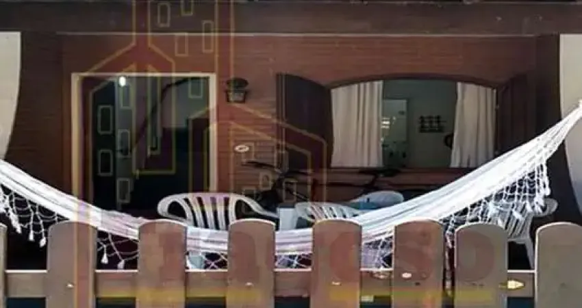 Casa para Venda em Cabo Frio, Palmeiras, 2 dormitórios, 2 banheiros, 1 vaga