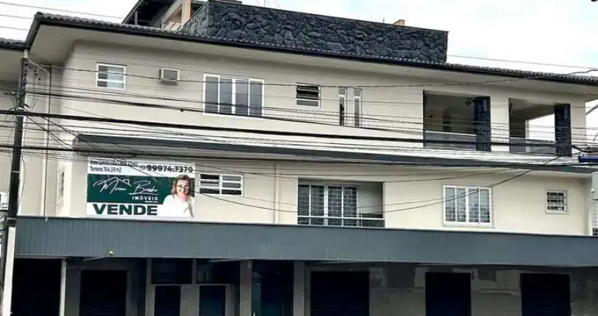 Sobrado com 14 quartos, Bom Retiro, Joinville - R$ 3.5 mi, Cod: 159